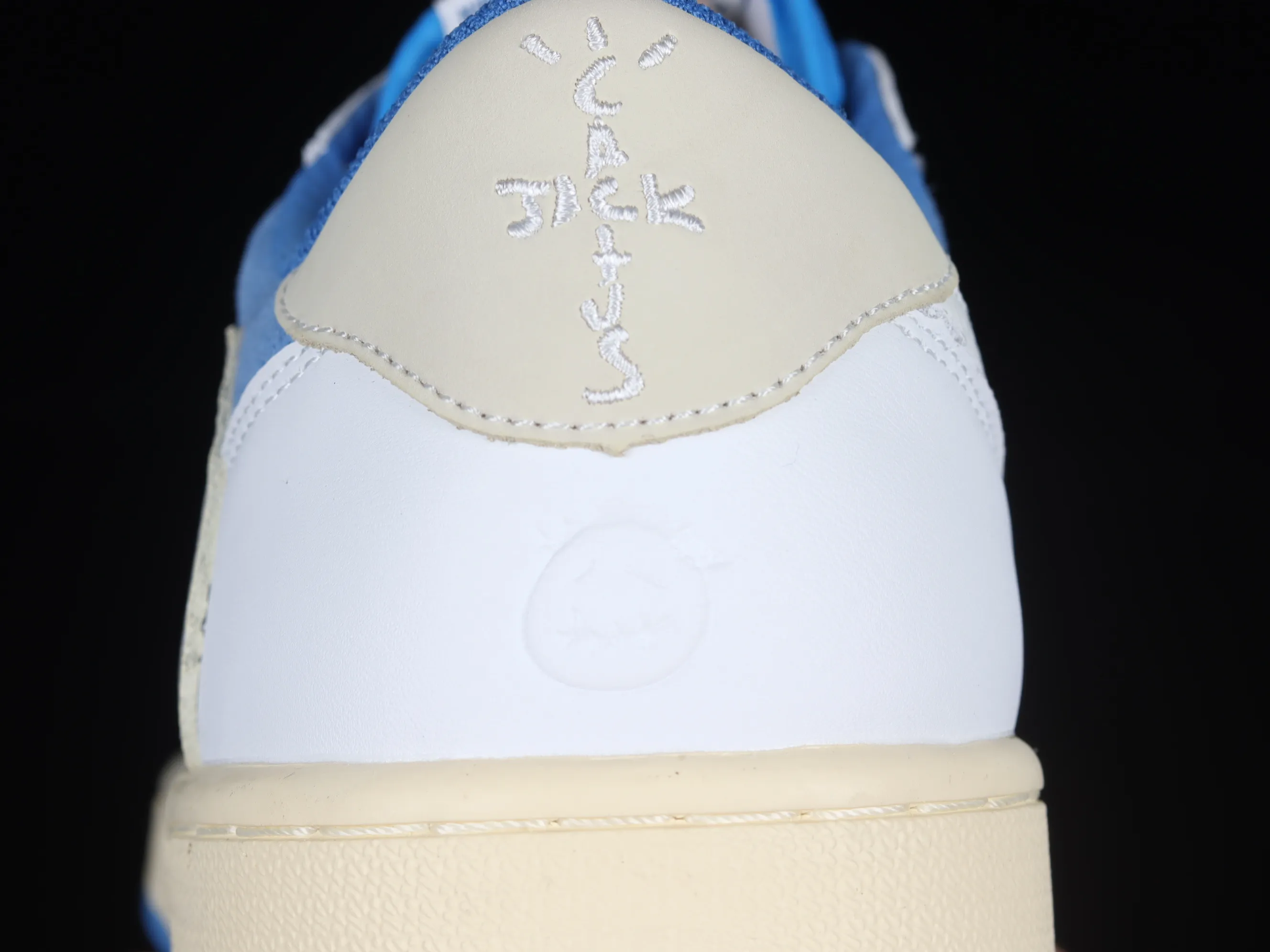 All categories Air Jordan Jordan series basketball shoes Air Jordan 1 Low Travis Scott x Jordan 1 low AJ 1 OG Barb Anti-Hook Ghostface Low CQ4277-212